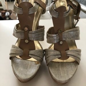 Guess Gold/Beige Pumps